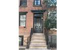 2 bed Townhouse for sale in New York