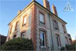 8 bed Villa for sale in Yonne