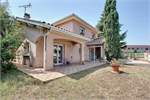 4 bed Villa for sale in Rhone