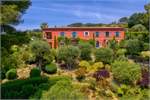 6 bed Villa for sale in Grasse