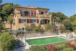 3 bed Villa for sale in Grasse