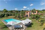 5 bed Villa for sale in Grasse