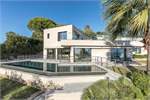 4 bed Villa for sale in Grasse