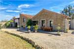 6 bed Villa for sale in Aude