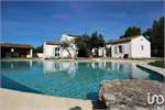 4 bed Villa for sale in Vaucluse