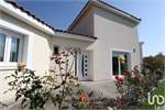 3 bed Villa for sale in Rochefort