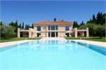 8 bed Villa for sale in Grasse