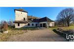 6 bed Villa for sale in Aveyron