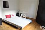 1 bed Villa for sale in Yvelines