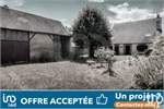 4 bed Villa for sale in Yonne