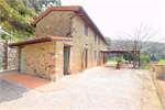 7 bed House for sale in Massarosa